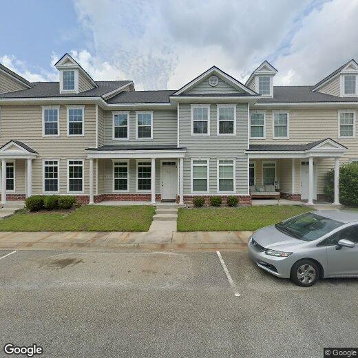 Foto principal - 710 Tattnall Dr
