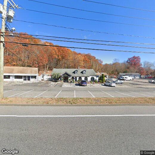 Primary Photo - 262 Main St