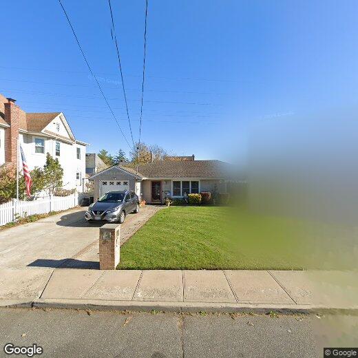 Primary Photo - 5 Oceanview Ave