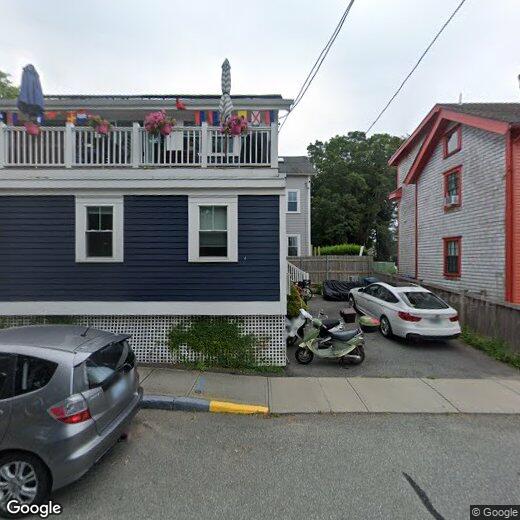 21 Warner St Unit 1, Newport, RI 02840 Condo for Rent in Newport, RI