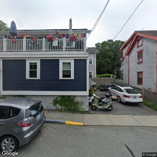 21 Warner St Unit 1, Newport, RI 02840 Condo for Rent in Newport, RI