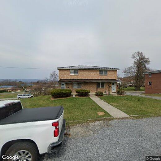 Primary Photo - 314 Chrysler Ave