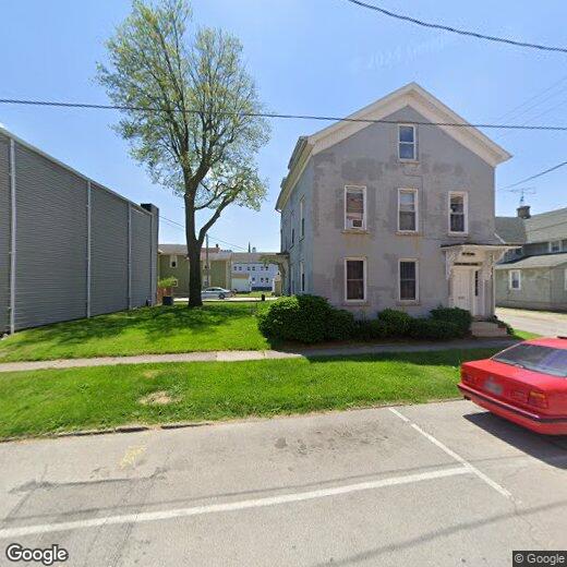 Primary Photo - 611 Napoleon St