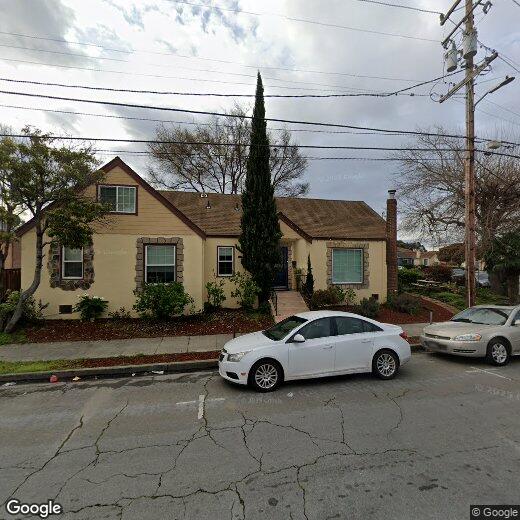 Primary Photo - 147 Best Ave