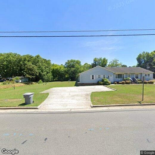 502 E Presnell St, Asheboro, NC 27203 Room for Rent in Asheboro, NC