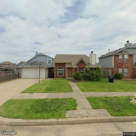 2102 Parkview Dr, Moore, OK 73170 House for Rent in Moore, OK