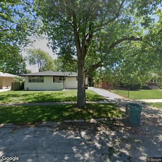 8137 Kraay Ave, Munster, IN 46321 House Rental in Munster, IN