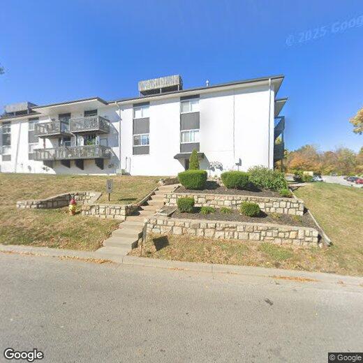 4800 Cliffview Dr, Riverside, MO 64150 Room for Rent in Riverside, MO