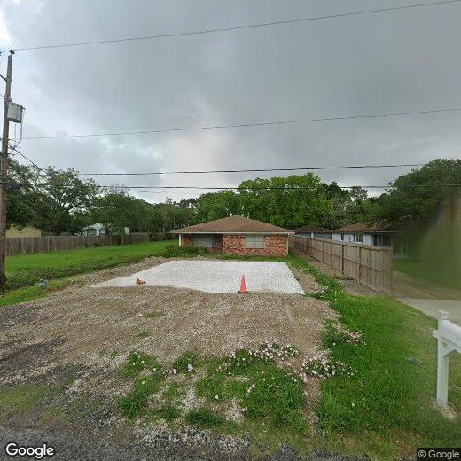 Primary Photo - 121 Mary Ln