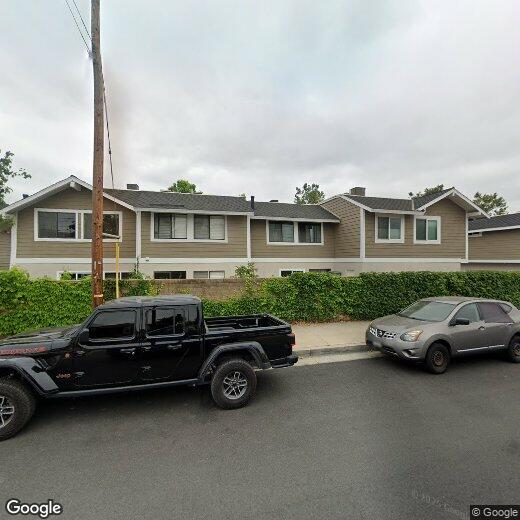 Primary Photo - 700 W Walnut Ave