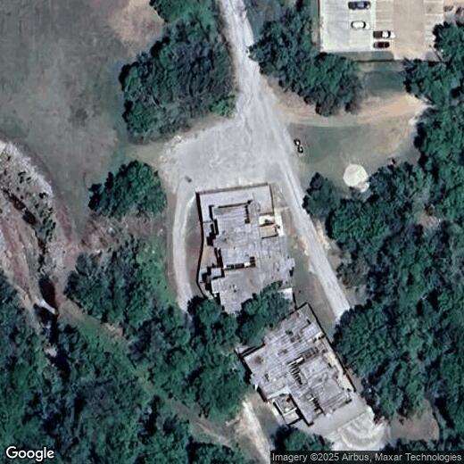 Primary Photo - 402 NW Rogers Ln