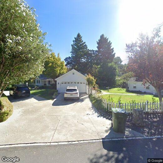 Primary Photo - 1048 Hacienda Dr