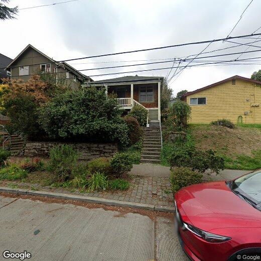 Primary Photo - 121 27th Ave E