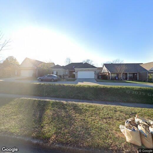 Primary Photo - 520 Wellington Way