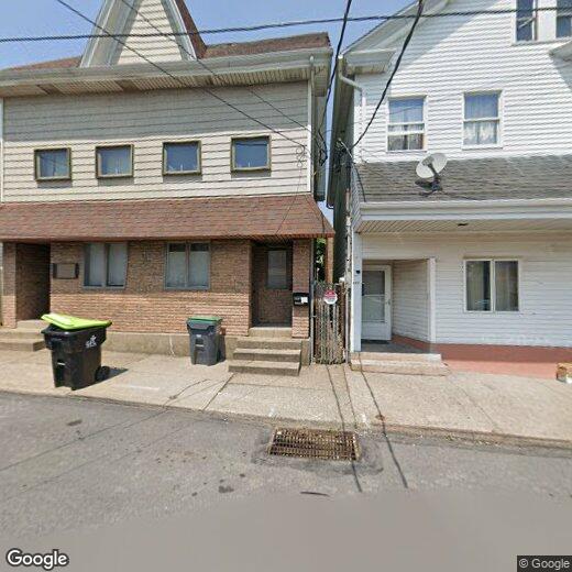 725 Front St, Freeland, PA 18224 Apartment for Rent in Freeland, PA