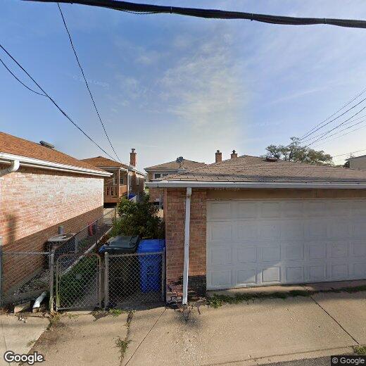 Primary Photo - 6905 W Leland Ave