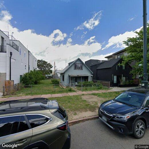 Foto principal - 2929 Lawrence St