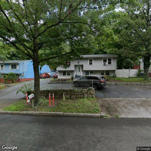 Primary Photo - 160 Russell St