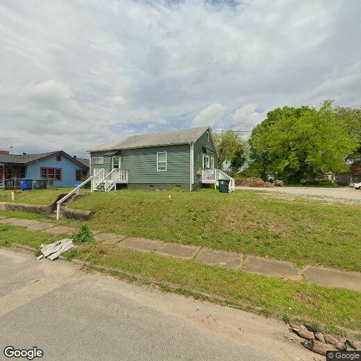Primary Photo - Two Bedroom Cottage!