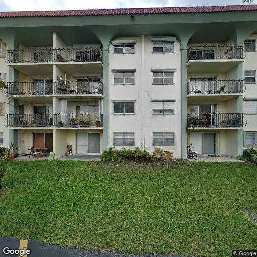 Primary Photo - 8107 SW 72nd Ave