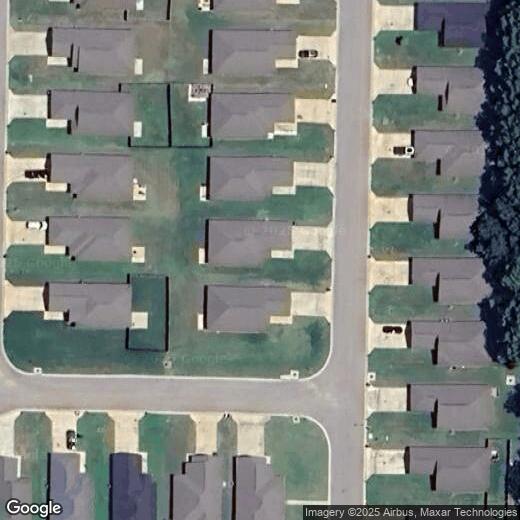 Primary Photo - 333 Wolf Den Dr