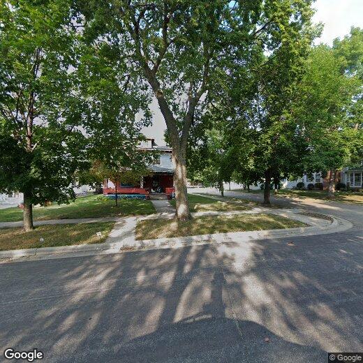 Primary Photo - 215 S 5th St