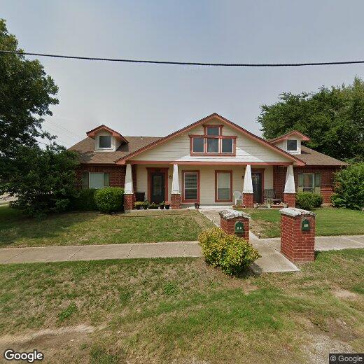 303 E Cedar St, Lancaster, TX 75146 Townhouse for Rent in Lancaster