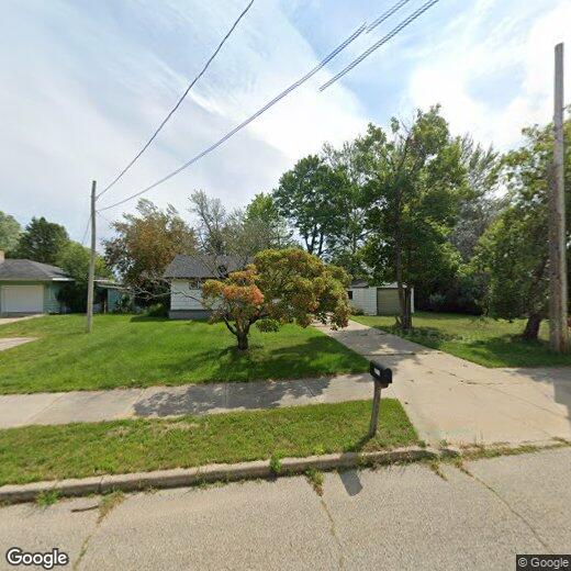Primary Photo - 2713 Lake Shore Dr