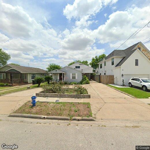 Primary Photo - 3007 St Emanuel St