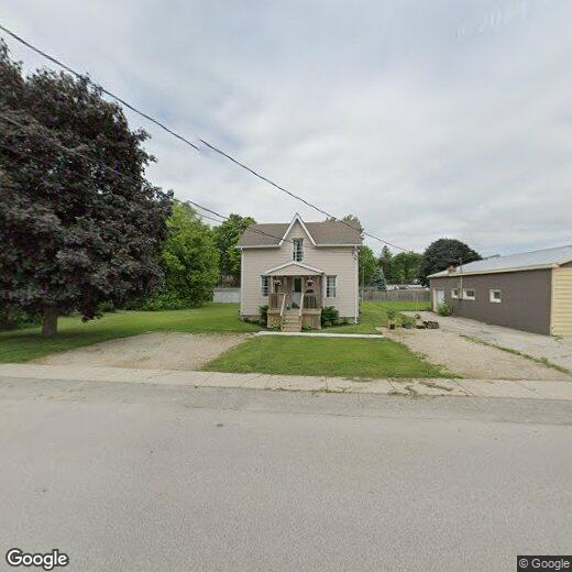 16 Queen St N, Harriston, ON N0G 1Z0 House for Rent in Harriston, ON