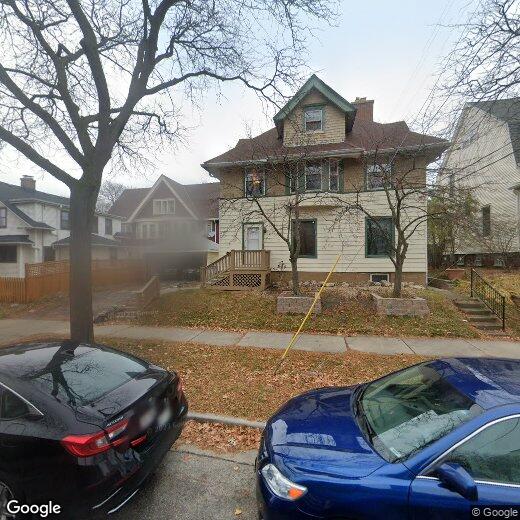 Primary Photo - 2112 E Webster Pl