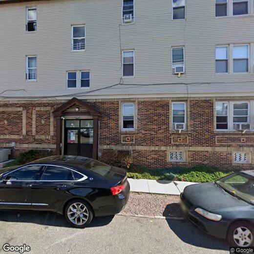 Primary Photo - 970 W Grand St