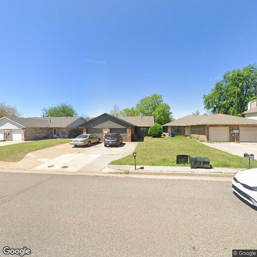 807 Swan Lake Rd, Edmond, OK 73003 Townhome Rentals in Edmond OK