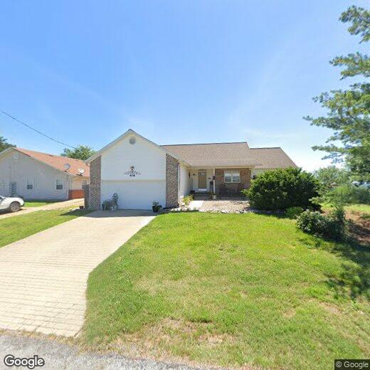 212 Clay Ave Unit 3, Pineville, MO 64856 Condo for Rent in Pineville