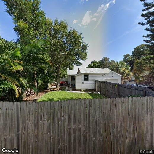 1037 18th Ave N, Saint Petersburg, FL 33704 House Rental in Saint