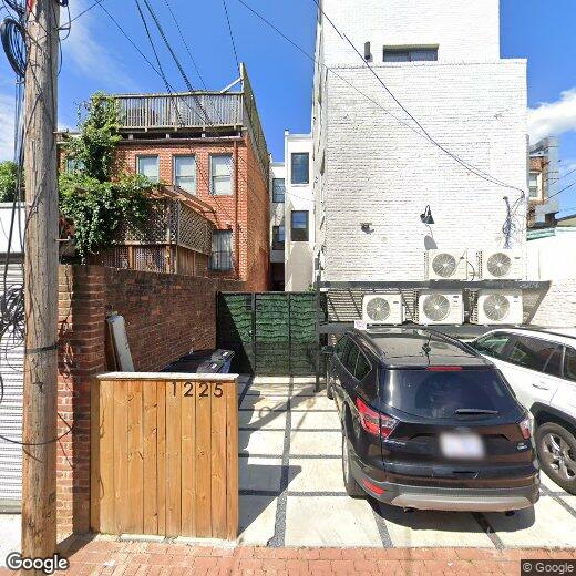 Foto principal - Stylish City Living in Logan Circle – New ...