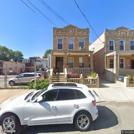 Primary Photo - 76 STREET