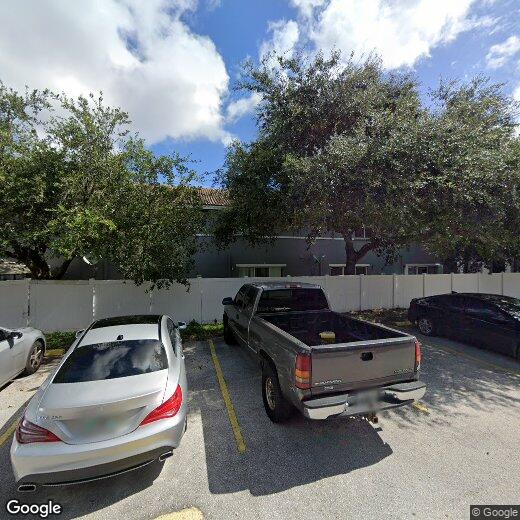 Foto principal - 5447 SW 41st St