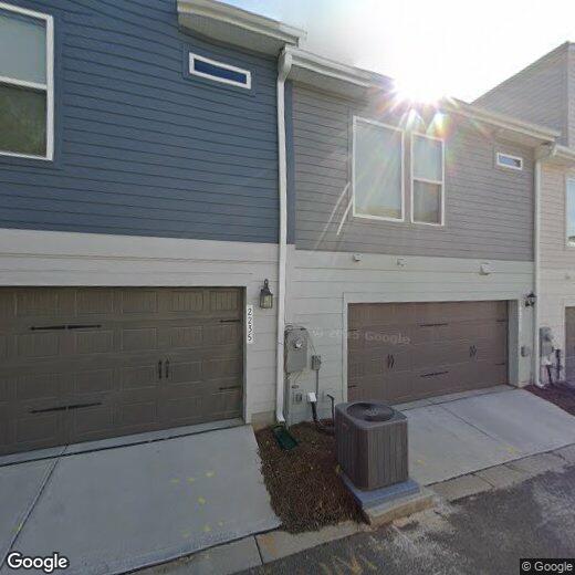 Primary Photo - 2231 Statesville Ave