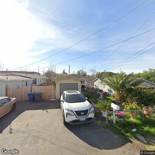 Primary Photo - 1057 Sumner Ave