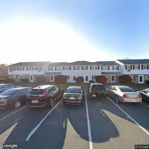 Primary Photo - 50 Meadow St
