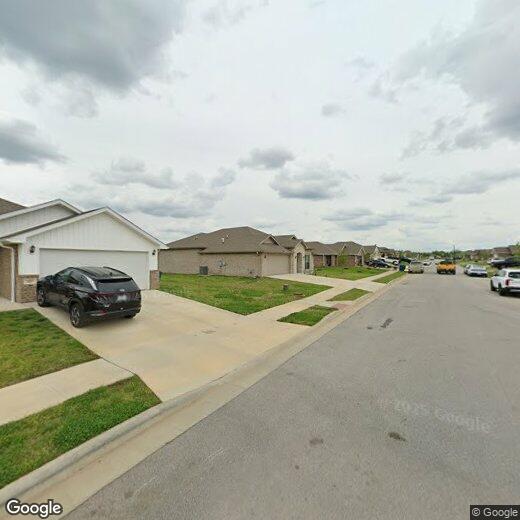 327 Swaden Ln, b City, MO 64870 Condo for Rent in b City, MO