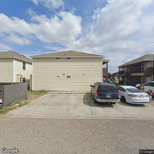 Primary Photo - 215 Montemorelos St