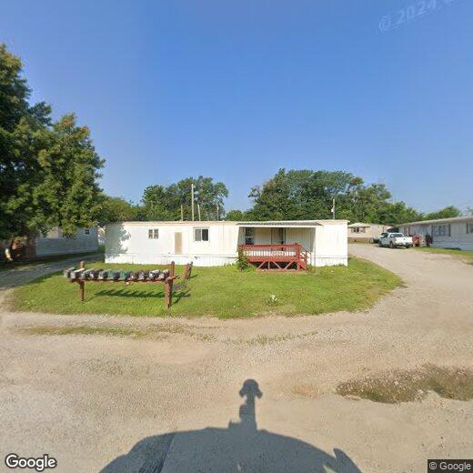 Primary Photo - 1208 Oak St