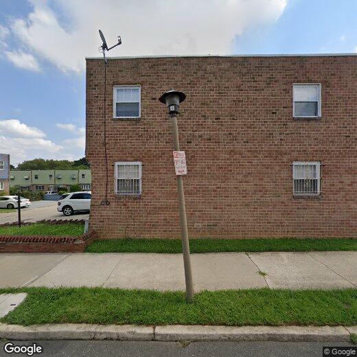 Primary Photo - 2113 N Camac St