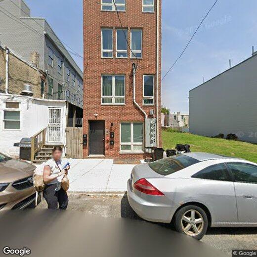 Primary Photo - 2437 W Thompson St
