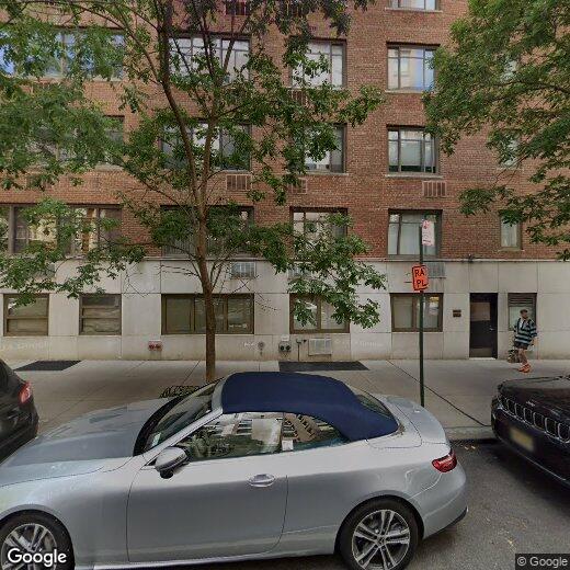 Primary Photo - 715 Park Ave