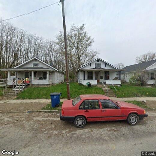 Primary Photo - 2318 S Boots St