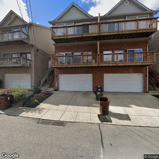2111 Center St, Covington, KY 41014 Townhome Rentals in Covington KY