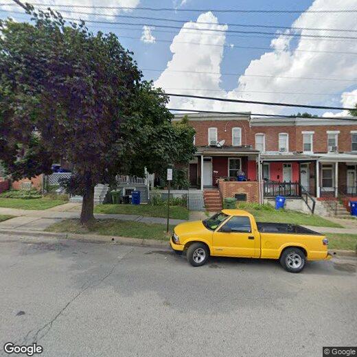 Primary Photo - 3152 Wilkens Ave